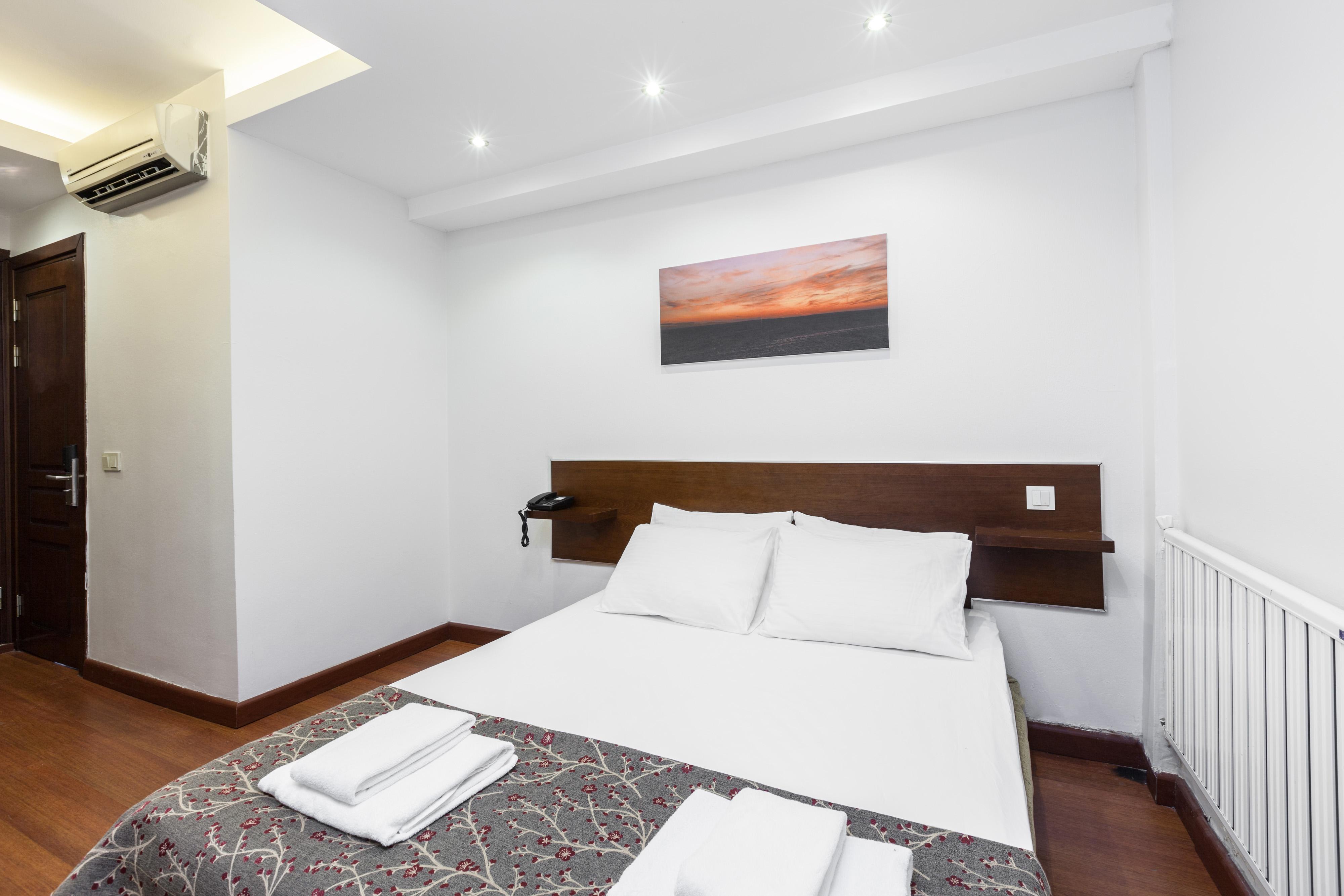 Buyukada Comfort Otel Adalar Exterior photo