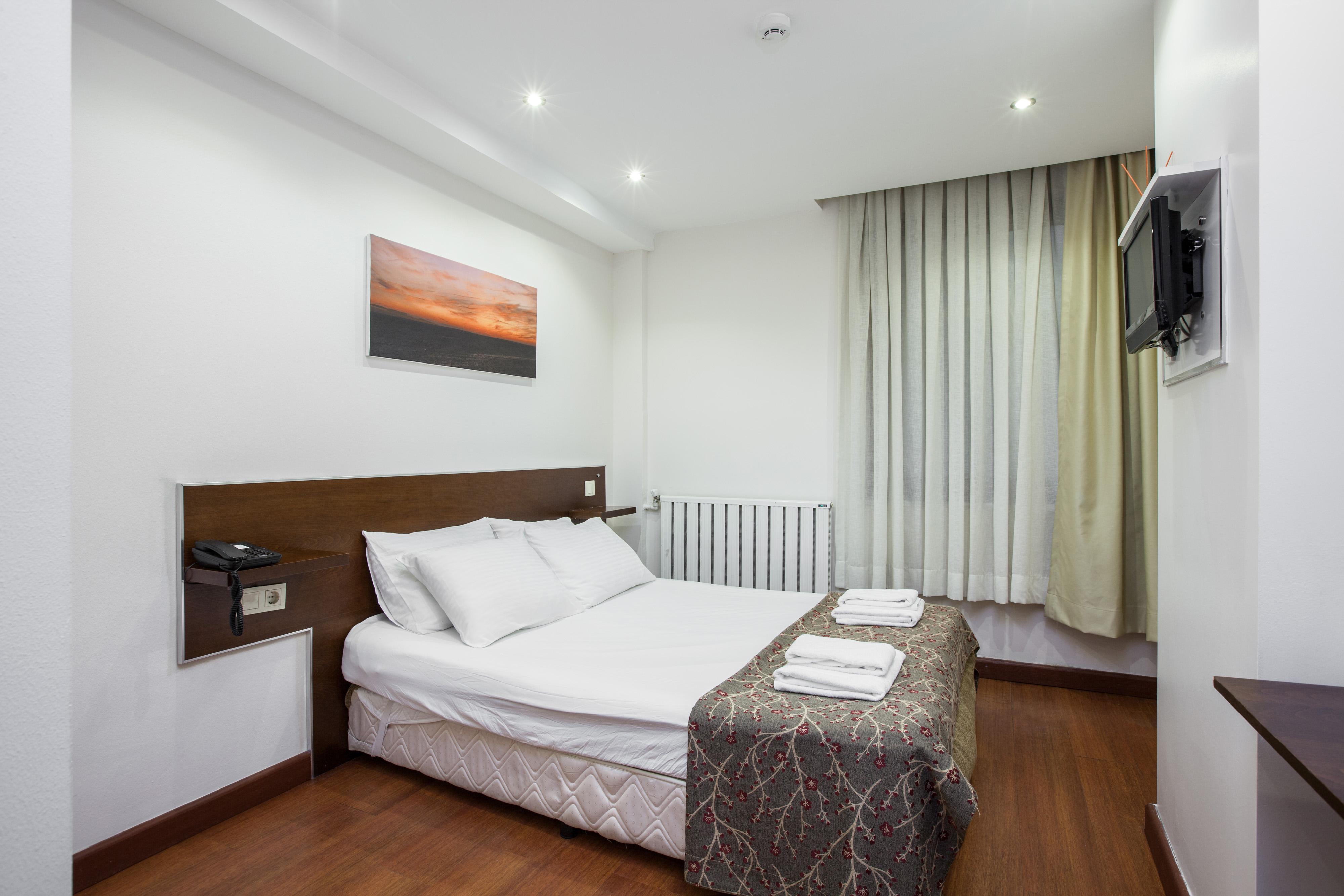 Buyukada Comfort Otel Adalar Exterior photo