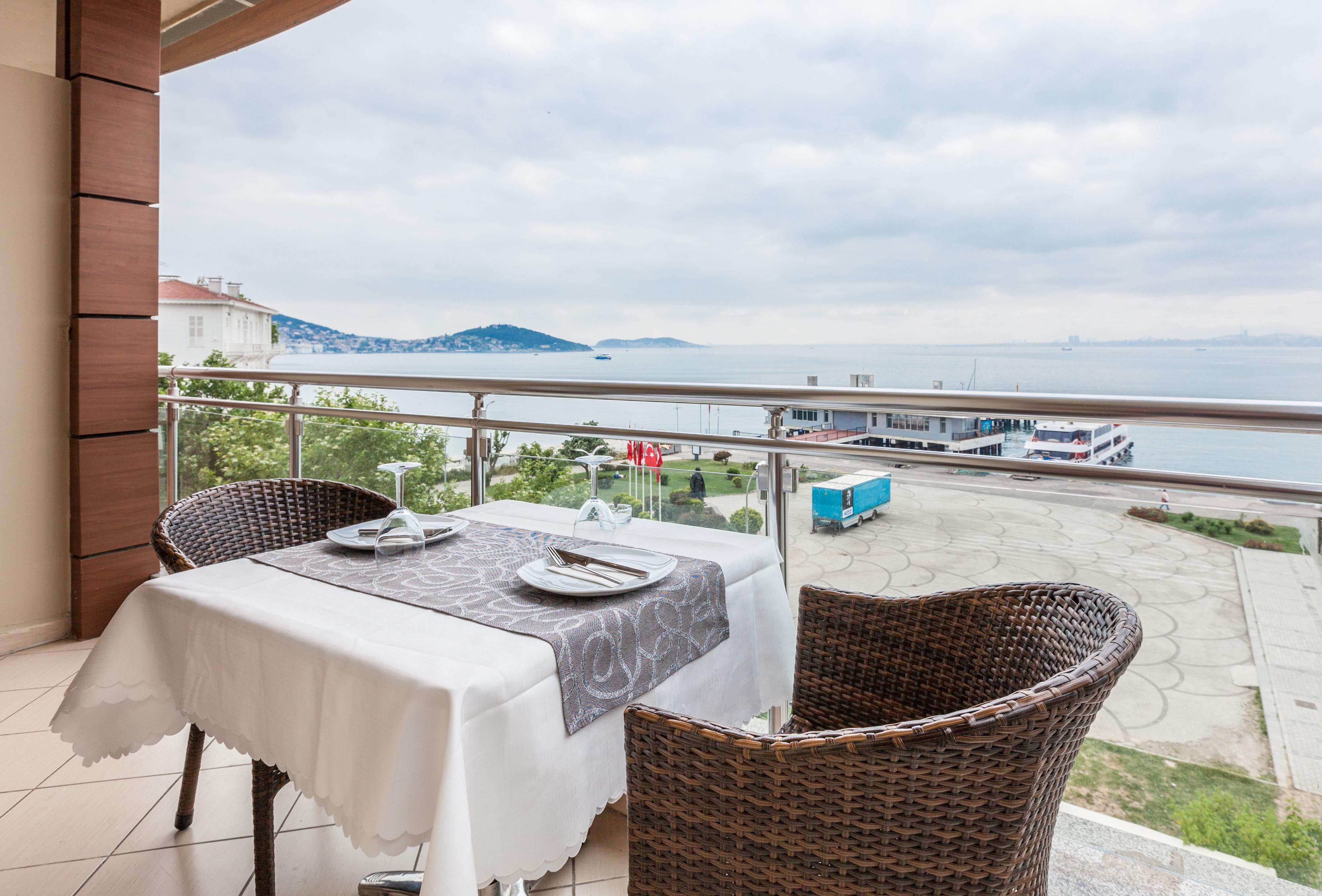 Buyukada Comfort Otel Adalar Exterior photo