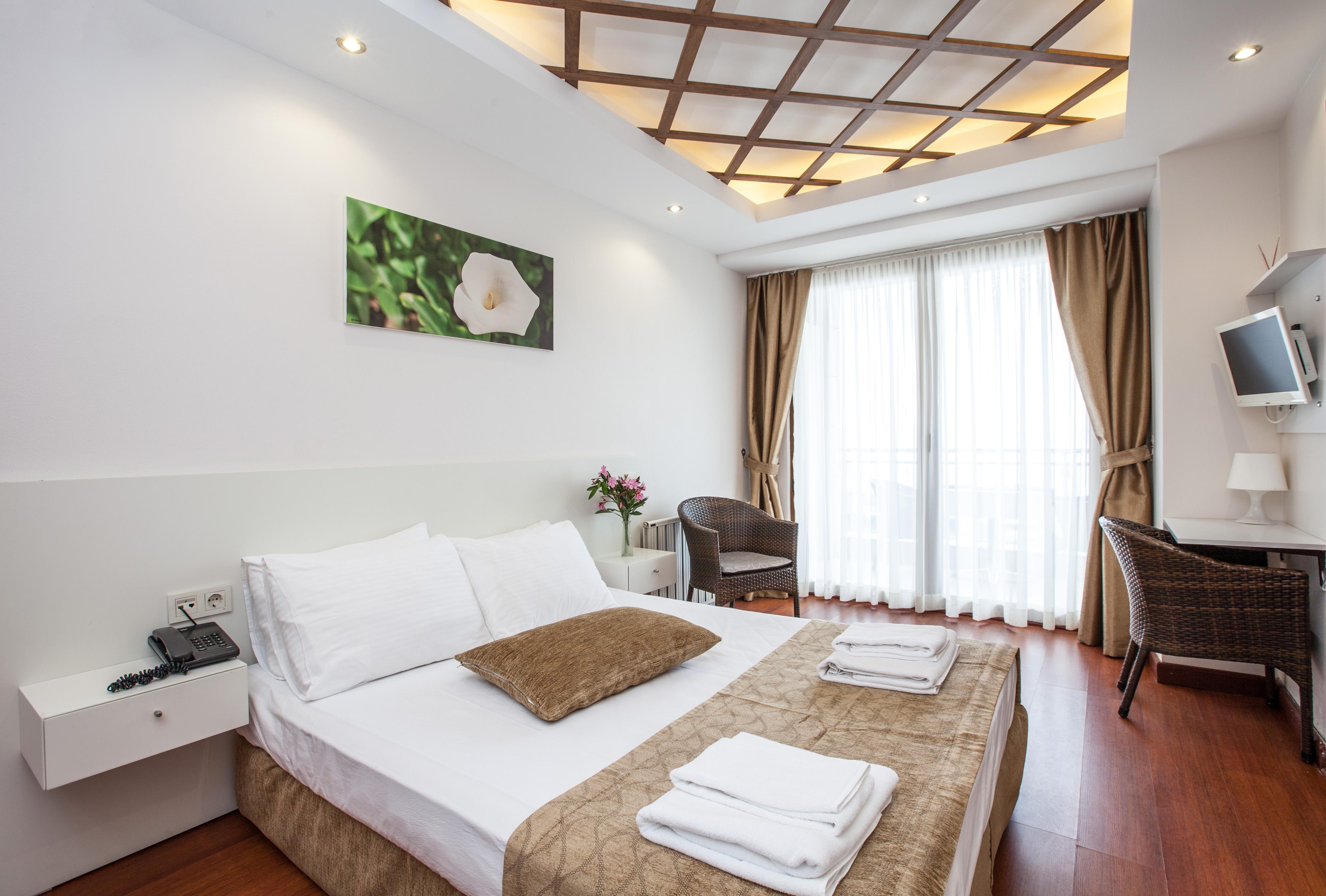 Buyukada Comfort Otel Adalar Exterior photo