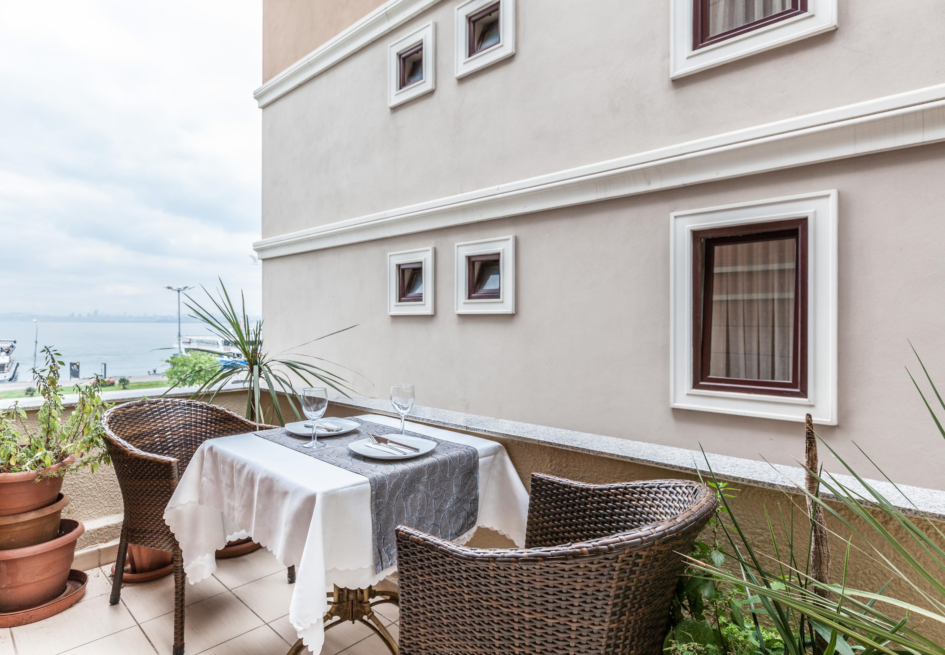 Buyukada Comfort Otel Adalar Exterior photo