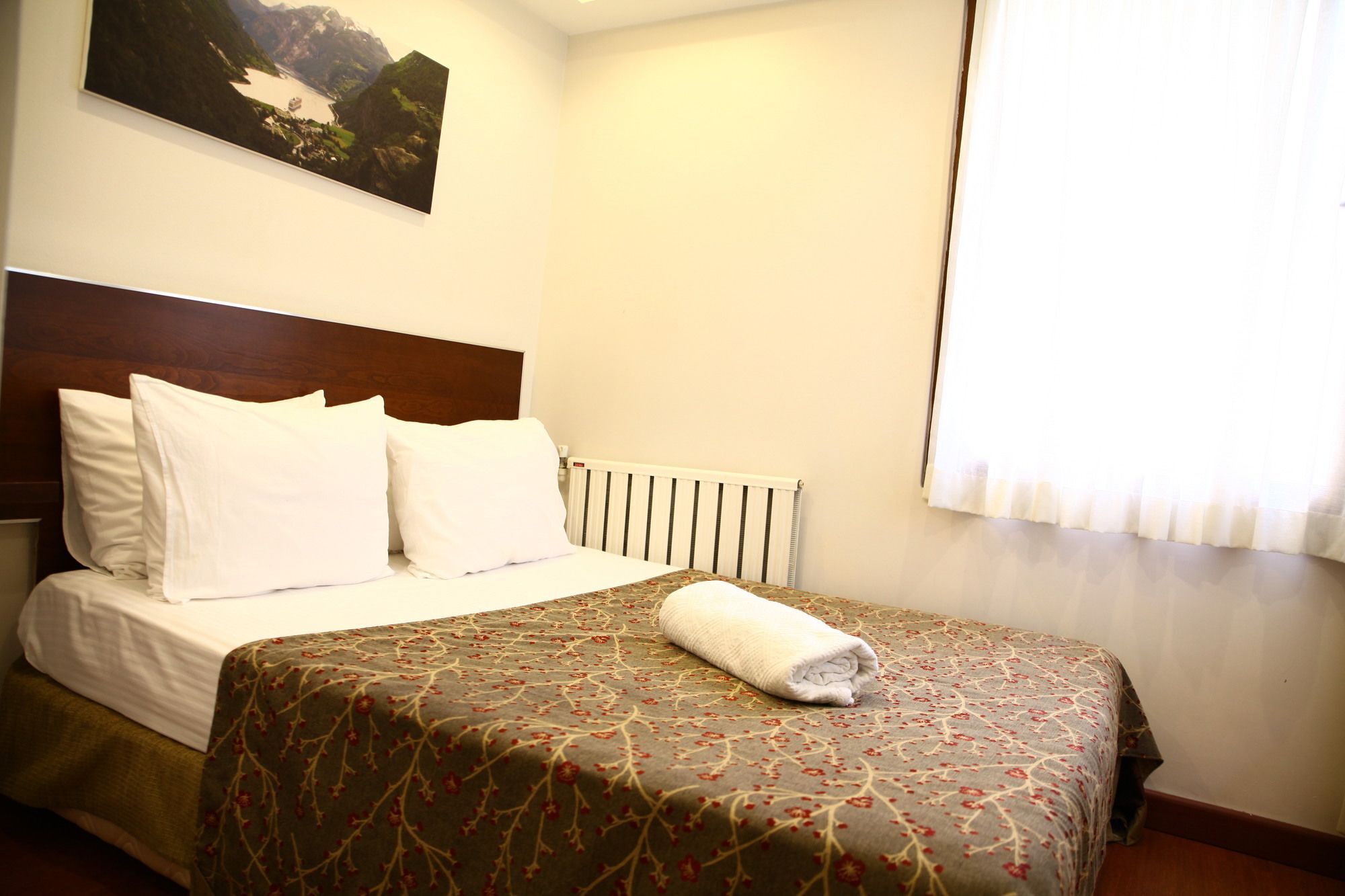 Buyukada Comfort Otel Adalar Exterior photo